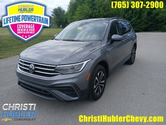 Used 2024 Volkswagen Tiguan S image 1