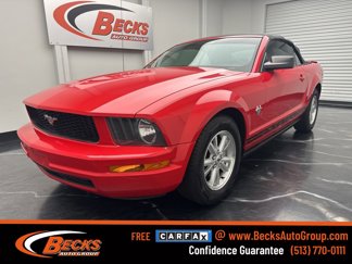 Used 2009 Ford Mustang Convertible image 1