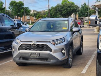 Used 2021 Toyota RAV4 XLE Premium image 1