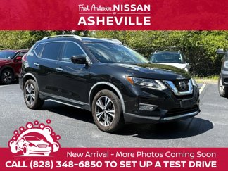 Used 2018 Nissan Rogue SL w/ Premium Package image 1