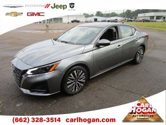 Used 2023 Nissan Altima 2.5 SV image 1