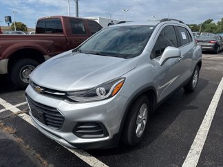 Used 2019 Chevrolet Trax LT w/ LT Convenience Package image 1