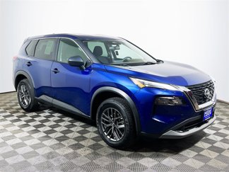 Used 2023 Nissan Rogue S image 1