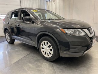 Used 2019 Nissan Rogue S image 1