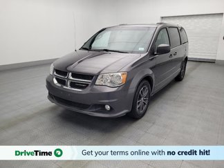 Used 2017 Dodge Grand Caravan SXT image 1