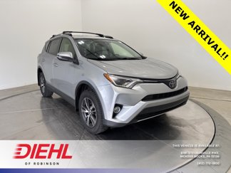 Used 2018 Toyota RAV4 XLE image 1
