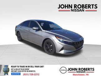 Used 2023 Hyundai Elantra SEL image 1