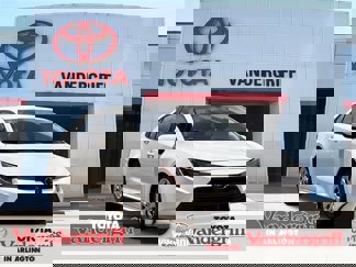 Certified 2023 Toyota Corolla LE image 1