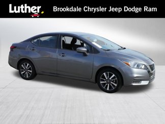 Used 2021 Nissan Versa SV image 1