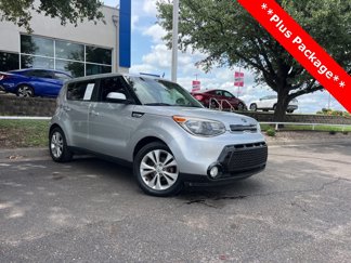 Used 2016 Kia Soul + image 1