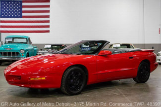 Used 1995 Pontiac Firebird Convertible image 1
