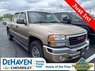 Used 2005 GMC Sierra 1500 SLE w/ Off-Road Package image 1