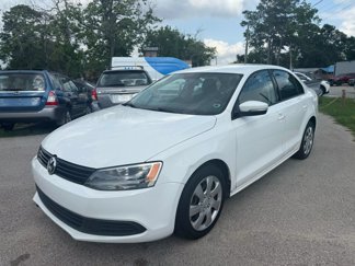 Used 2011 Volkswagen Jetta SE image 1