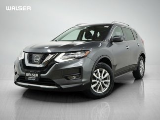 Used 2017 Nissan Rogue SV image 1
