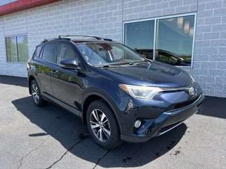 Used 2017 Toyota RAV4 XLE image 1