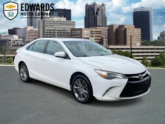 Used 2017 Toyota Camry XSE image 1