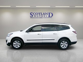 Used 2015 Chevrolet Traverse LS image 1