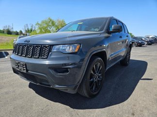 Used 2018 Jeep Grand Cherokee Altitude image 1