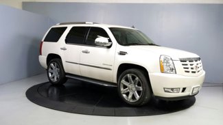 Used 2012 Cadillac Escalade Luxury image 1