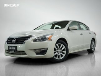 Used 2013 Nissan Altima 2.5 S image 1