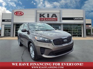 Used 2019 Kia Sorento LX w/ LX Convenience Package image 1