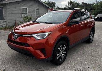 Used 2016 Toyota RAV4 LE image 1