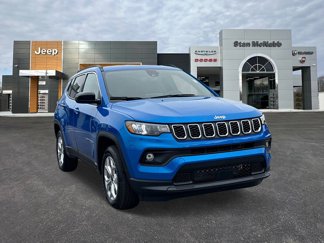 New 2025 Jeep Compass Latitude image 1