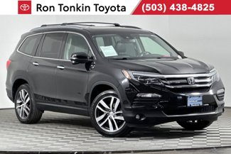 Used 2017 Honda Pilot Touring image 1