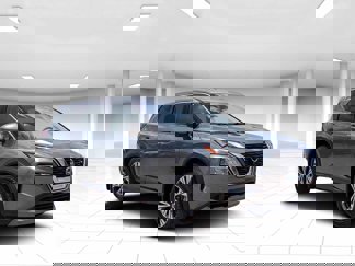 Used 2021 Nissan Rogue SV image 1