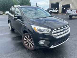 Used 2017 Ford Escape Titanium image 1