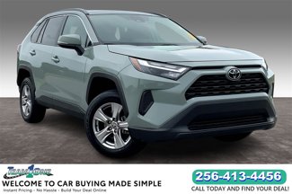 Used 2022 Toyota RAV4 XLE image 1