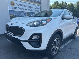 Used 2020 Kia Sportage LX image 1