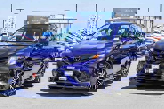 Certified 2022 Toyota Camry SE image 1