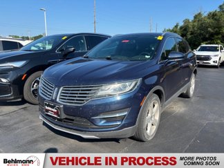 Used 2016 Lincoln MKC Premiere image 1