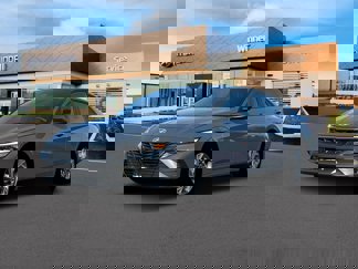 New 2025 Hyundai Elantra SEL image 1