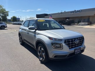 Used 2022 Hyundai Venue SEL w/ Cargo Package image 1