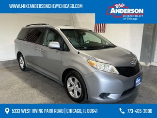 Used 2012 Toyota Sienna LE image 1