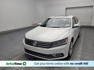 Used 2018 Volkswagen Passat 2.0T SE image 1