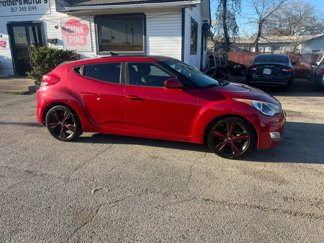 Used 2016 Hyundai Veloster w/ Option Group 02 image 1