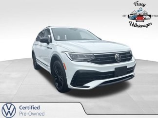 Certified 2022 Volkswagen Tiguan SE R-Line image 1