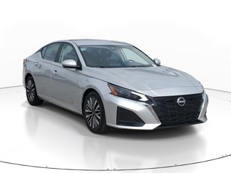 Used 2023 Nissan Altima 2.5 SV image 1