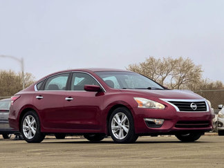 Used 2013 Nissan Altima 2.5 SV image 1