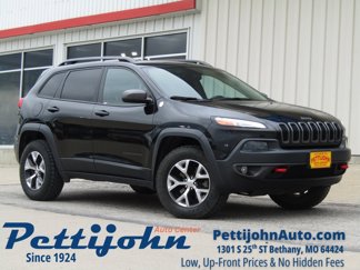 Used 2016 Jeep Cherokee Trailhawk w/ Comfort/Convenience Group image 1