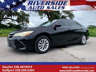Used 2015 Toyota Camry XLE image 1