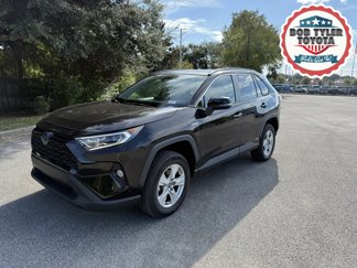 Used 2021 Toyota RAV4 XLE w/ Convenience Package image 1