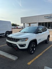 Used 2018 Jeep Compass Trailhawk w/ Safe & Security Group image 1
