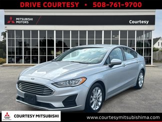 Used 2019 Ford Fusion SE image 1