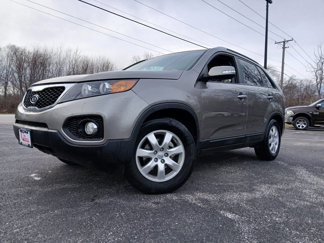 Used 2013 Kia Sorento LX w/ Convenience Pkg image 1