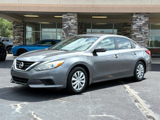 Used 2017 Nissan Altima 2.5 S image 1