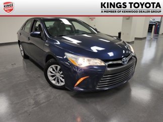 Used 2015 Toyota Camry LE image 1